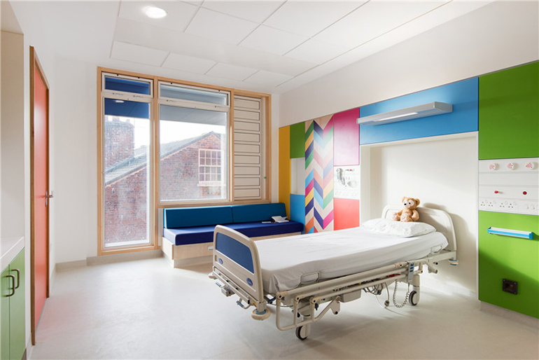 兒童醫(yī)院形象墻